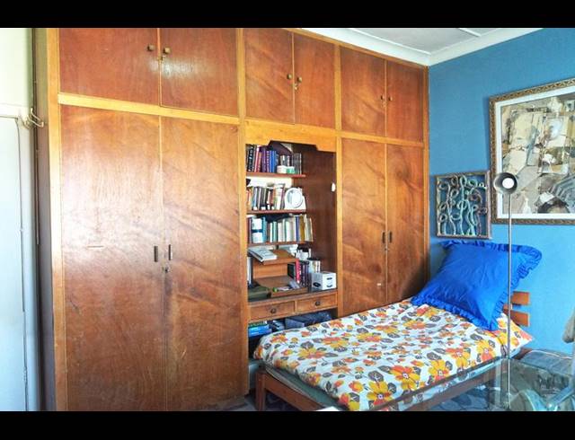 9 BEDROOM HOUSE FOR SALE IN SYDENHAM